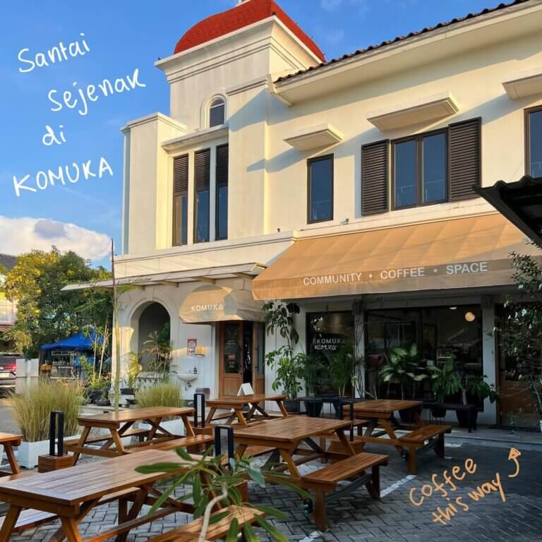 KOMUKA Cafe & Eatery