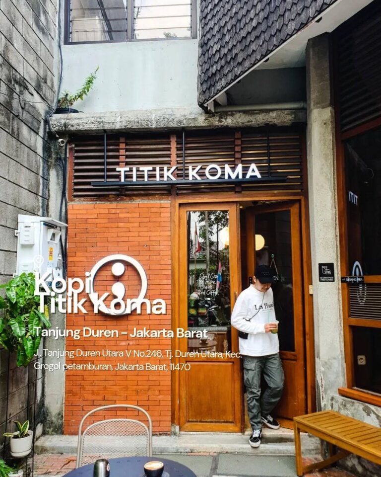 Titik Koma Tanjung Duren