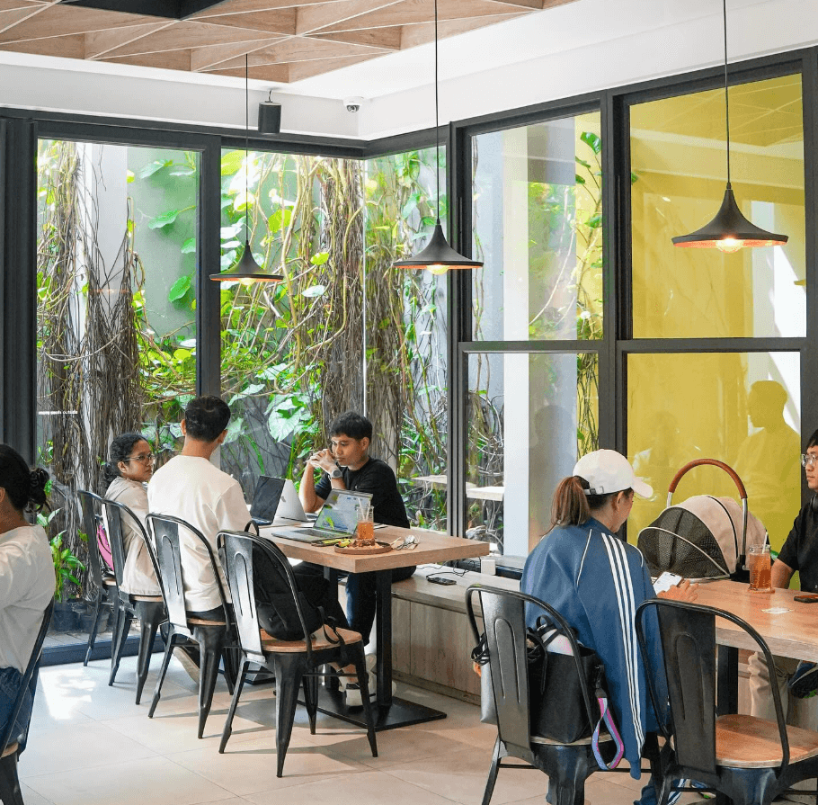 Cecemuwe Cafe and Space - Senayan